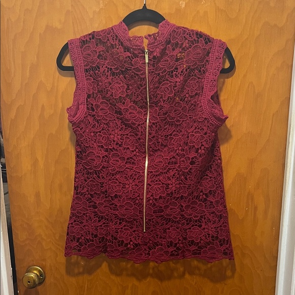 Nanette Lepore Deep Red Lace Sleeveless Top - Picture 3 of 3